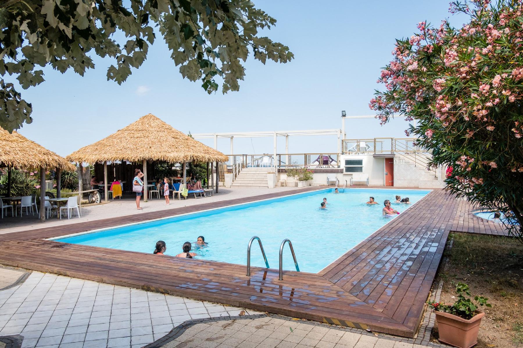 Pool Pool