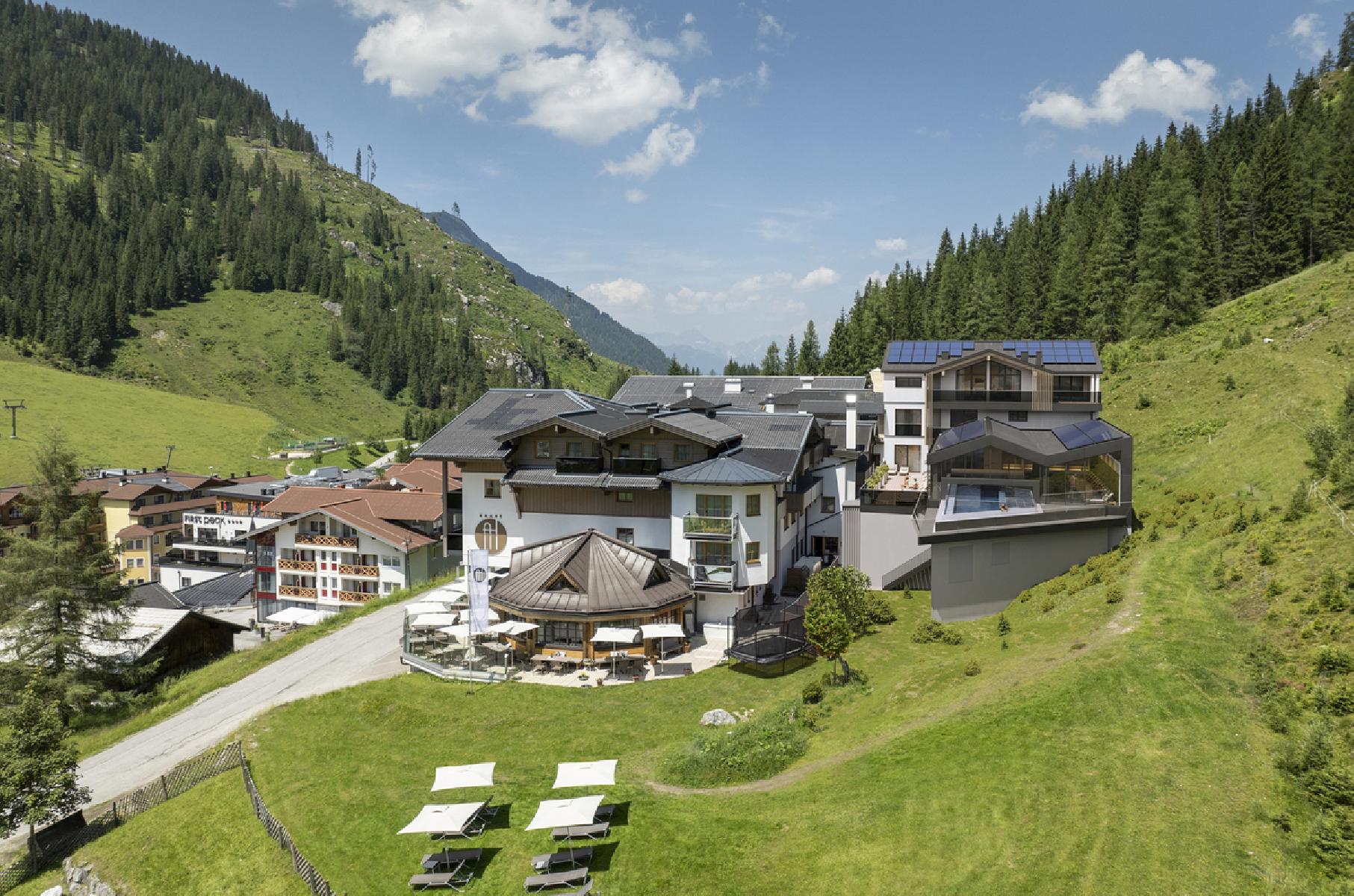 Hotel Exterior