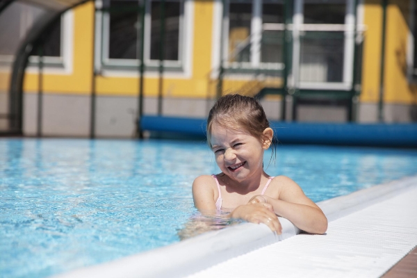 Apartment and Chalet  Apartment and Chalet