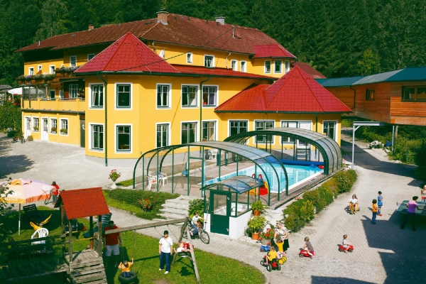 Hotel Exterior  Hotel Exterior