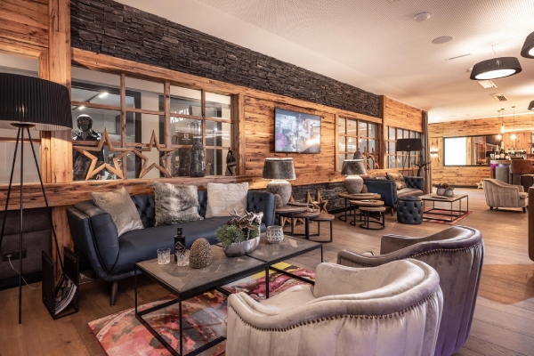 Reception & Lobby  Reception & Lobby