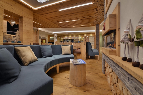 Apartment and Chalet  Apartment and Chalet