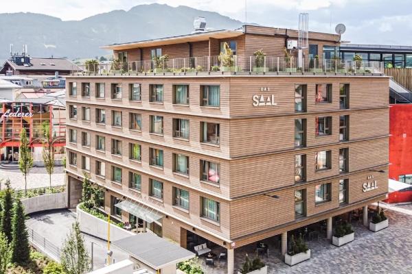 Hotel Exterior 