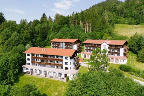 Apartment and Chalet  Apartment and Chalet