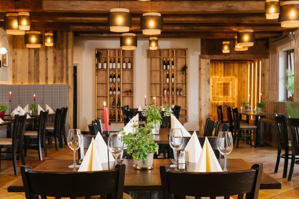 Apartment and Chalet  Apartment and Chalet