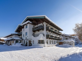 Apartment and Chalet 