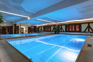 Apartment and Chalet 