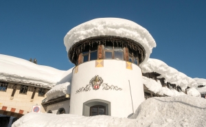 Hotel exterior  Hotel exterior