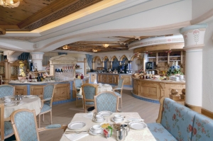 Restaurant  Restaurant