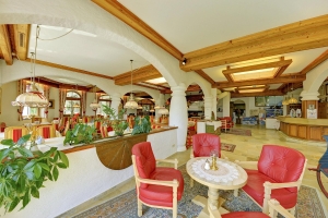Reception & Lobby 