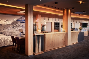Reception & Lobby 