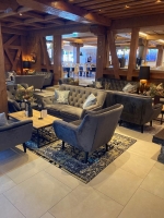 Reception & Lobby 