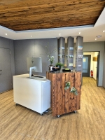 Reception & Lobby 