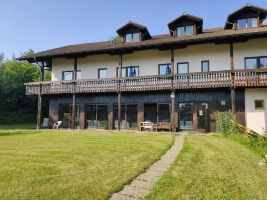 Apartment and Chalet 