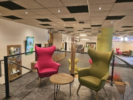 Reception & Lobby 