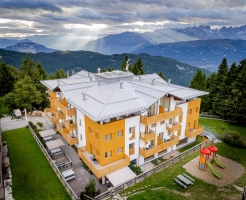 Apartment and Chalet 
